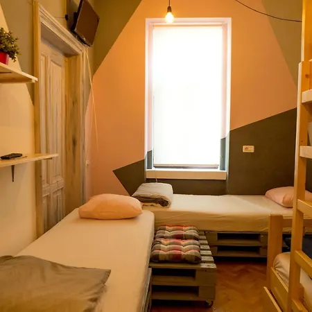 Cloud 9 Living Bukarest