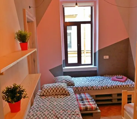 Gasthuis Cloud 9 Living 3*