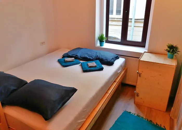 Πανσιόν Cloud 9 Living 3*