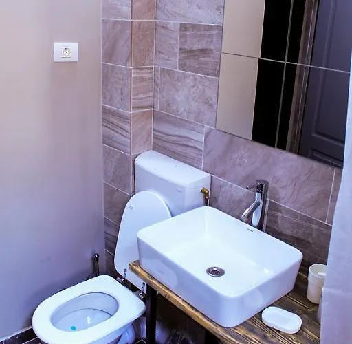 Cloud 9 Living Πανσιόν 3*