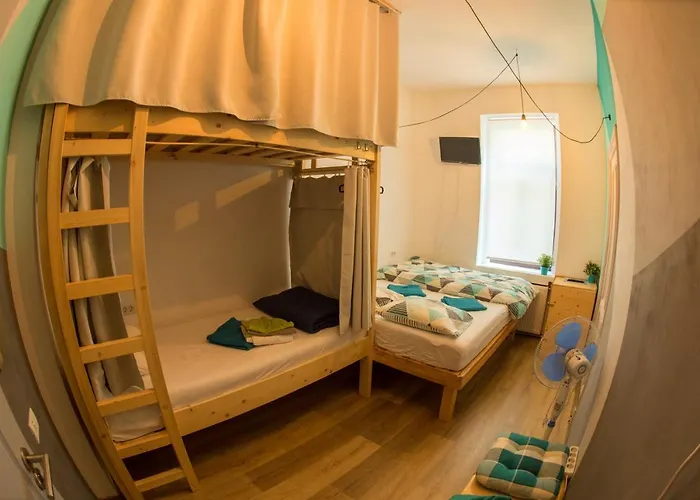 Πανσιόν Cloud 9 Living