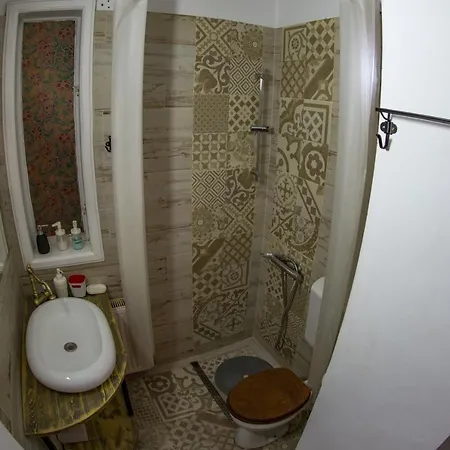 Guest house Cloud 9 Living 2*