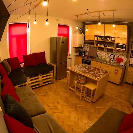 Cloud 9 Living Гостевой дом