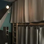Cloud 9 Living 3*